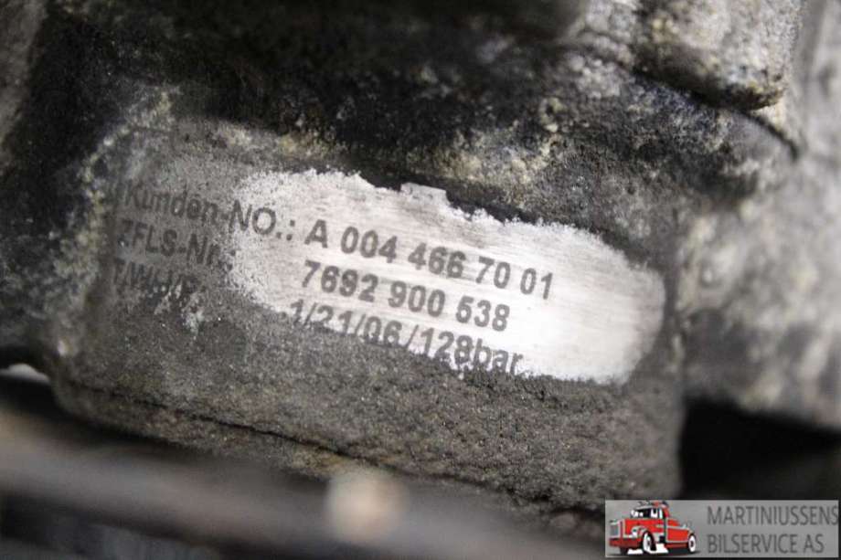 Servo pumpe mekanisk til Mercedes E-Klasse 2006-2009 (Fase 2) (W211) (W211) (MERCEDES|A0044667001|)