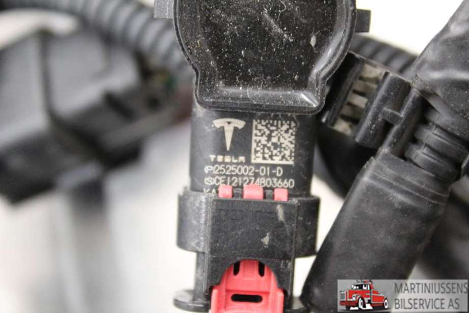 Sensor regnsensor til Tesla Model Y 2021-2024 (Type I)  (TESLA||2525002-01-D)