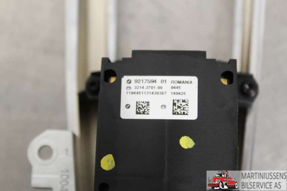 Bryter elektrisk håndbrekk/parkbrems til BMW 5-Serie 2010-2017 (F10/F11) (F10/F11) (BMW|921759401|)