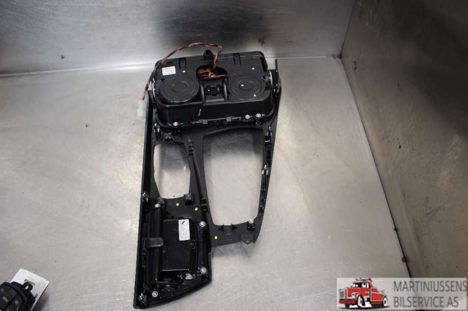 Innredning pakke til BMW 5-Serie 2010-2017 (F10/F11) (F10/F11) (BMW|9206401-10|)