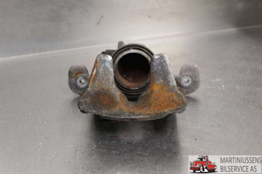 Bremsecaliper venstre foran til BMW X2 2018-->> (F39) (F39) (BMW|)