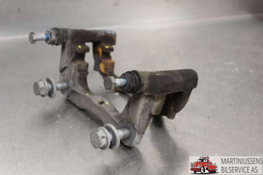 Bremsecaliper brakett til BMW X2, 2018-->> (F39) (F39) (BMW|)