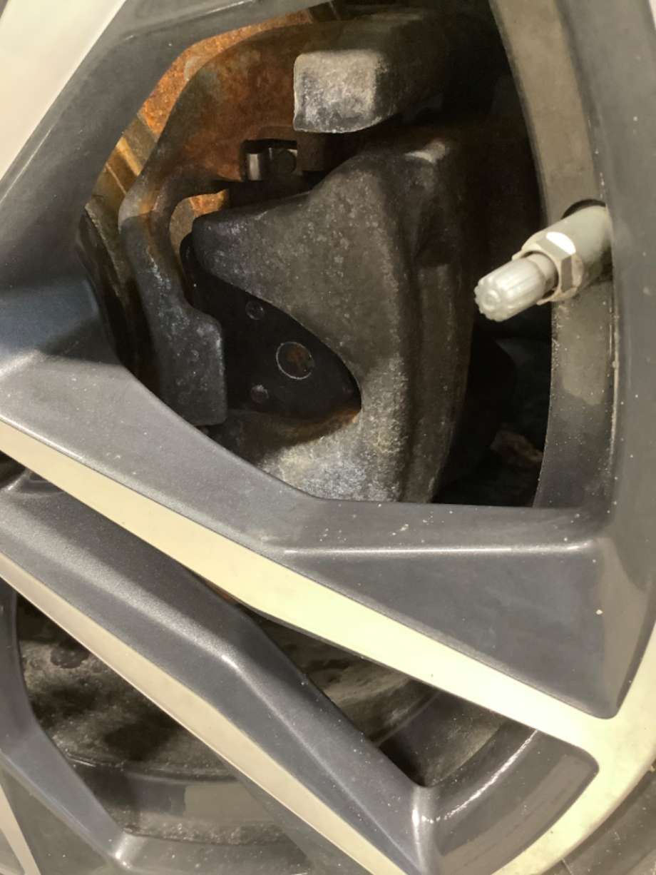 Bremsecaliper brakett til BMW X2, 2018-->> (F39) (F39) (BMW|)
