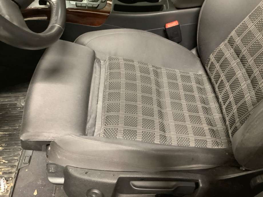 Sete foran venstre til Audi A4 2007-2014 (Type IV) (B8) (B8) (AUDI|)