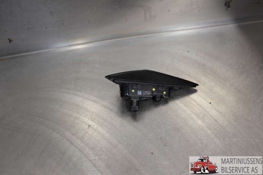 Kamera til Tesla Model Y 2021-2024 (Type I)  (TESLA|1495865-20-D|)