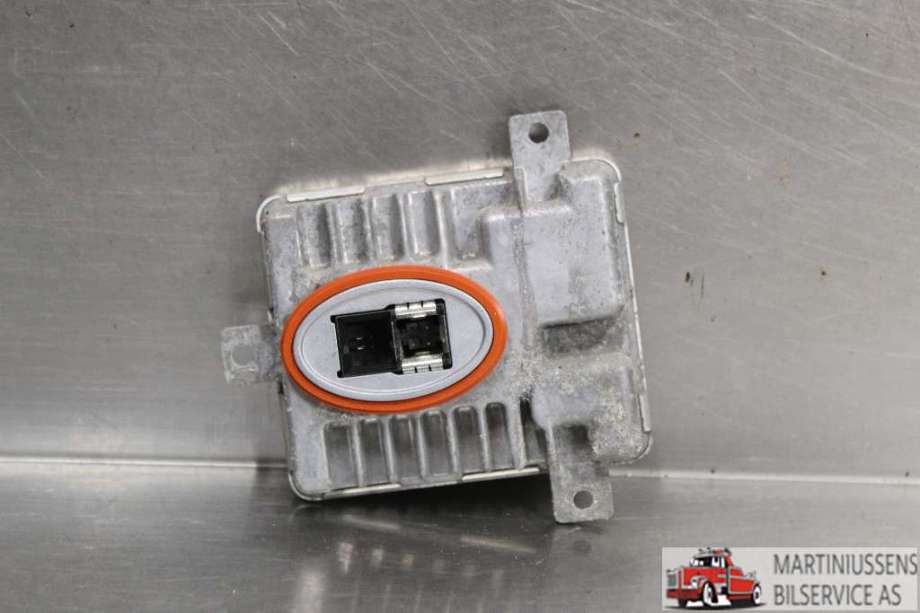 Styreenhet xenon/ballast til BMW 1-Serie 2011-2015 (Fase 1) (F20/F21) (F20/F21) (BMW||7 237 647)