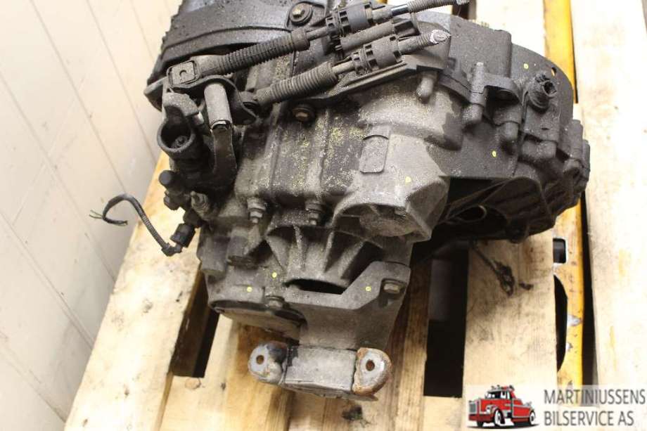 Girkasse manuell 6-trinn til VW Transporter / Caravelle 2003-2009 (Fase 1) (T5) (T5) (VOLKSWAGEN|KLF|)