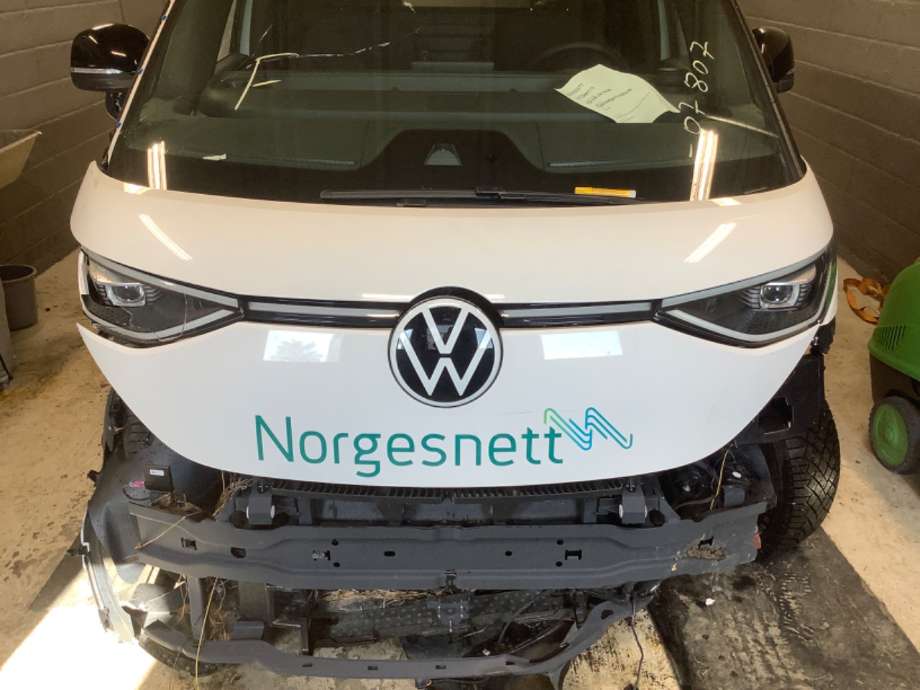 Grill til VW ID.BUZZ, 2022-->>  (VW|)