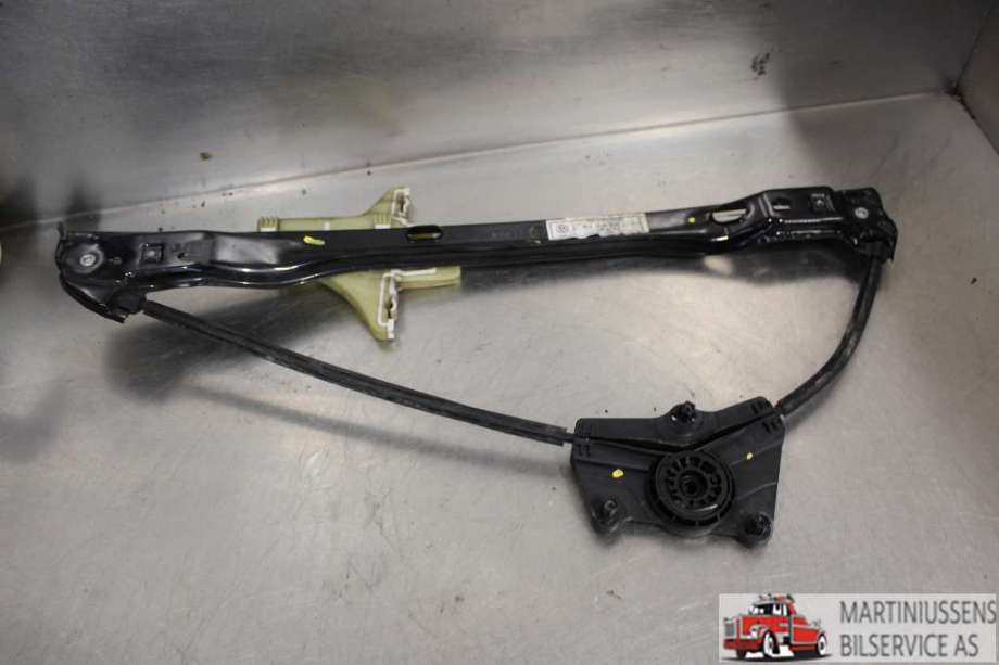 Ruteheis til VW Amarok 2016-2022 (Type I, Fase 2)  (VOLKSWAGEN||2H0 837 401L)