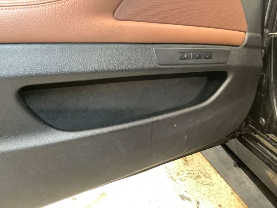 Dørtrekk venstre til BMW 5-Serie 2010-2017 (F10/F11) (F10/F11) (BMW|)