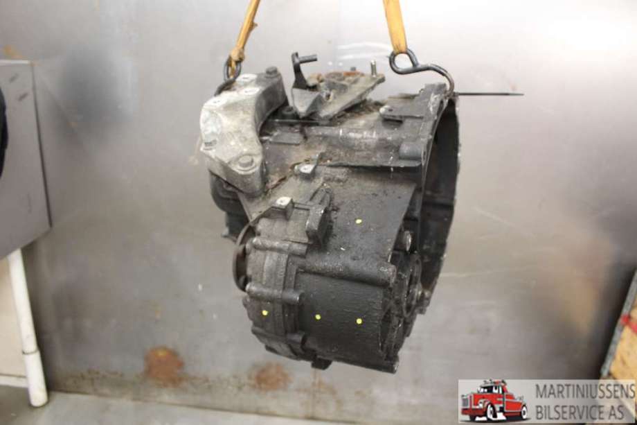 Girkasse manuell 6-trinn til VW Passat 2005-2010 (B6) (B6) (VOLKSWAGEN|02Q 300 011 BT|)