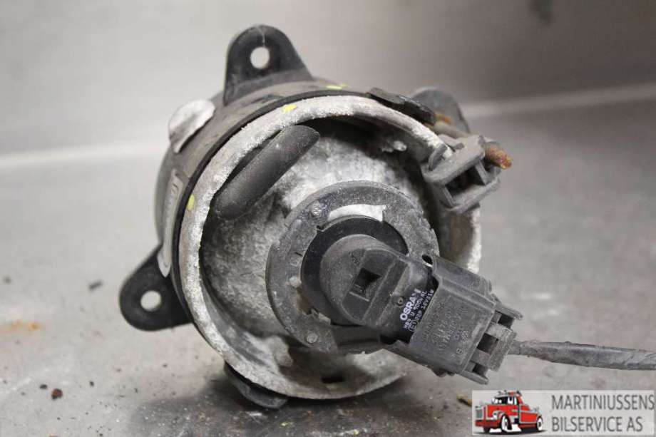 Tåkelykt venstre foran til VW Transporter / Caravelle 2003-2009 (Fase 1) (T5) (T5) (VOLKSWAGEN|7H0 941 699 C|)