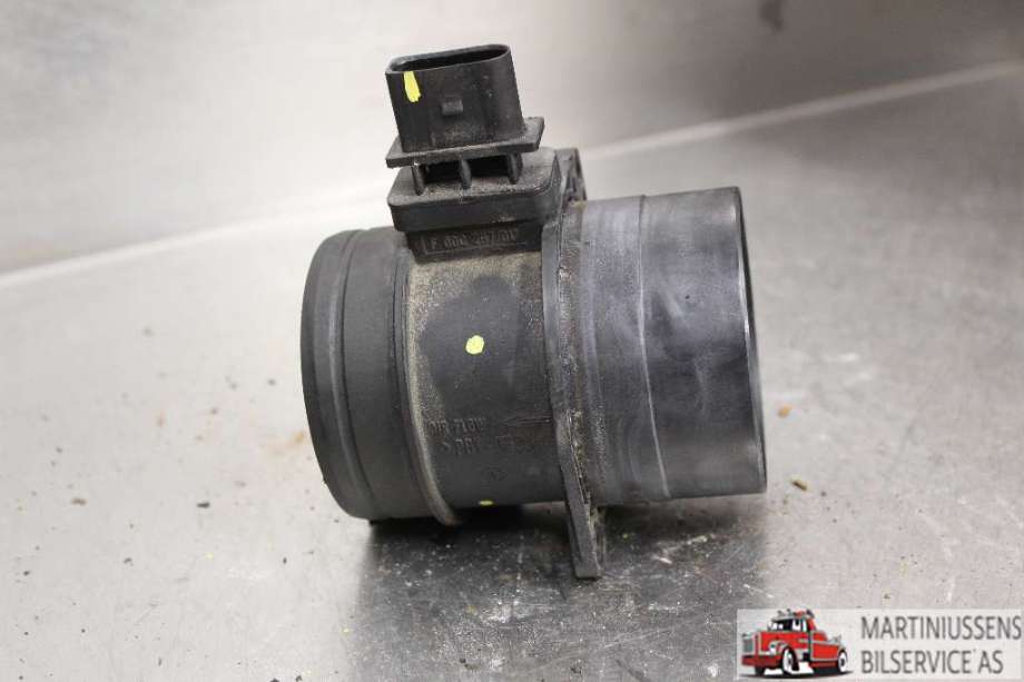 Luftmengde/luftmassemåler til VW Transporter / Caravelle 2003-2009 (Fase 1) (T5) (T5) (VOLKSWAGEN||03G906461C)