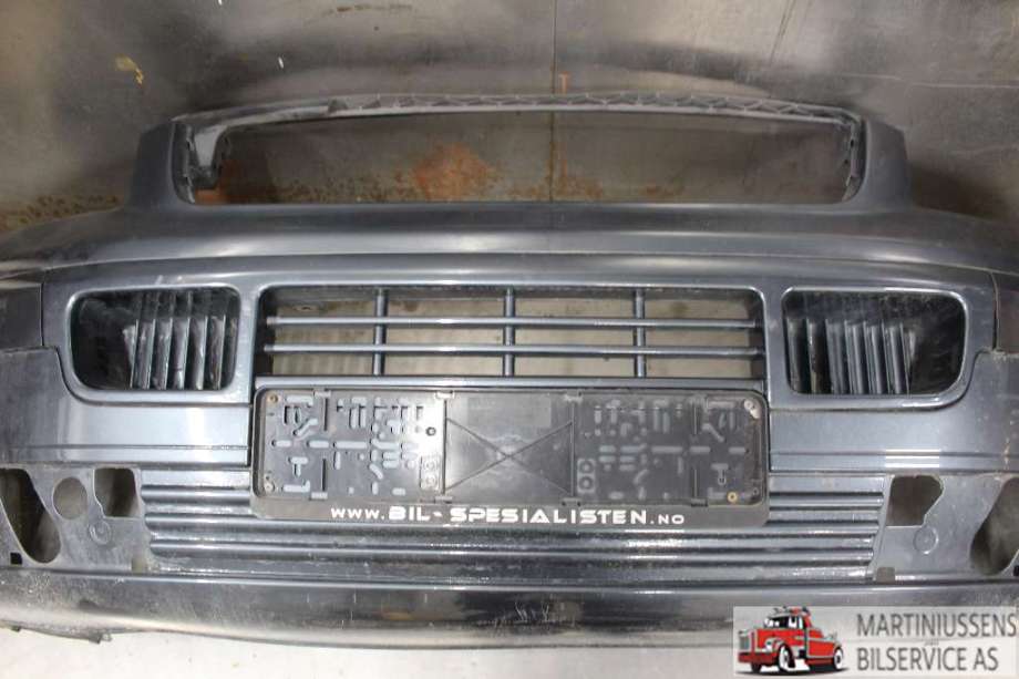 Støtfanger foran til VW Transporter / Caravelle 2003-2009 (Fase 1) (T5) (T5) (VOLKSWAGEN|7H0 807 101 F|)