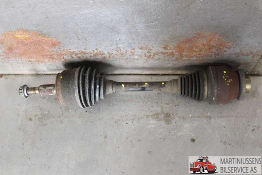 Drivaksel venstre foran til VW Transporter / Caravelle, 2003-2009 (Fase 1) (T5) (T5) (VOLKSWAGEN|7H0 407 271 AS)