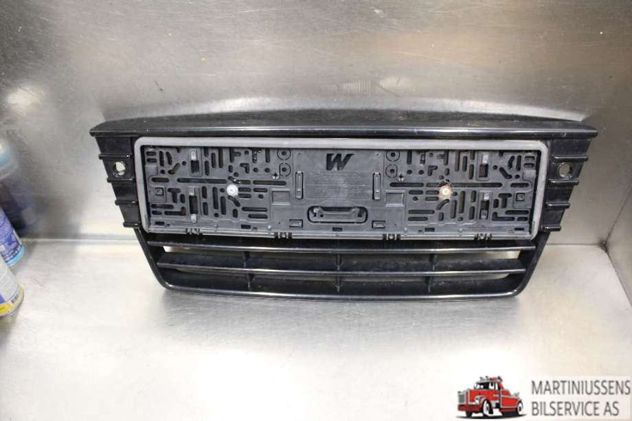 Grill midt til Ford Focus, 2011-2014 (Type III, Fase 1)  (FORD|)