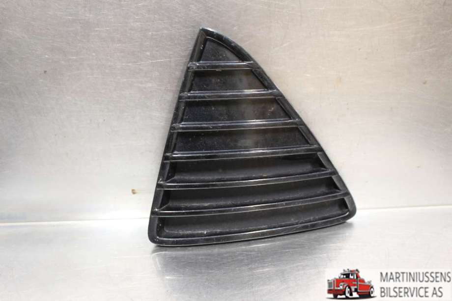 Grill venstre til Ford Focus, 2011-2014 (Type III, Fase 1)  (FORD|)