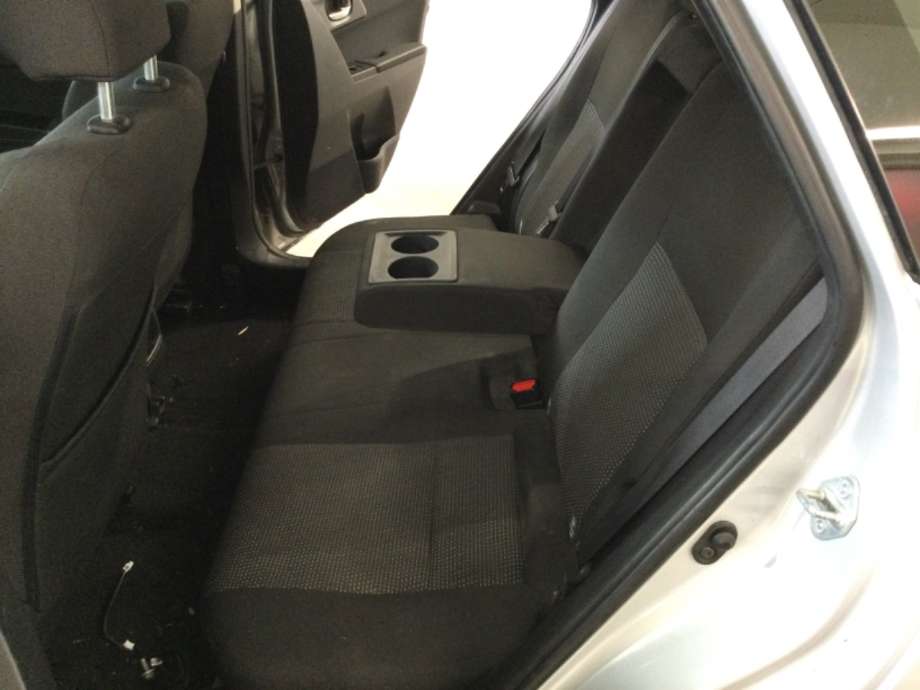 Sete bak til Toyota Auris 2013-2015 (Type II, Fase 1)  (TOYOTA|)