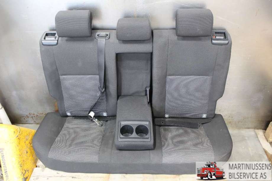 Sete bak til Toyota Auris 2013-2015 (Type II, Fase 1)  (TOYOTA|)
