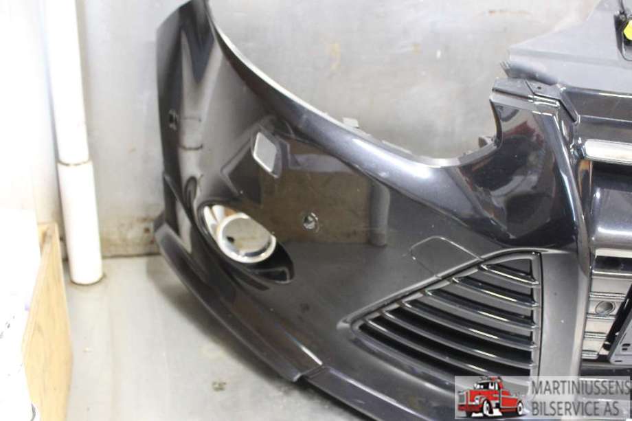 Støtfanger foran til Ford Focus 2011-2014 (Type III, Fase 1) (FORD|)