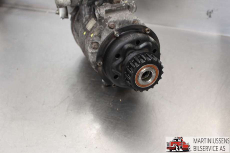 Aircondition kompressor til VW Transporter / Caravelle 2003-2009 (Fase 1) (T5) (T5) (VOLKSWAGEN||7H0.820.805 H)