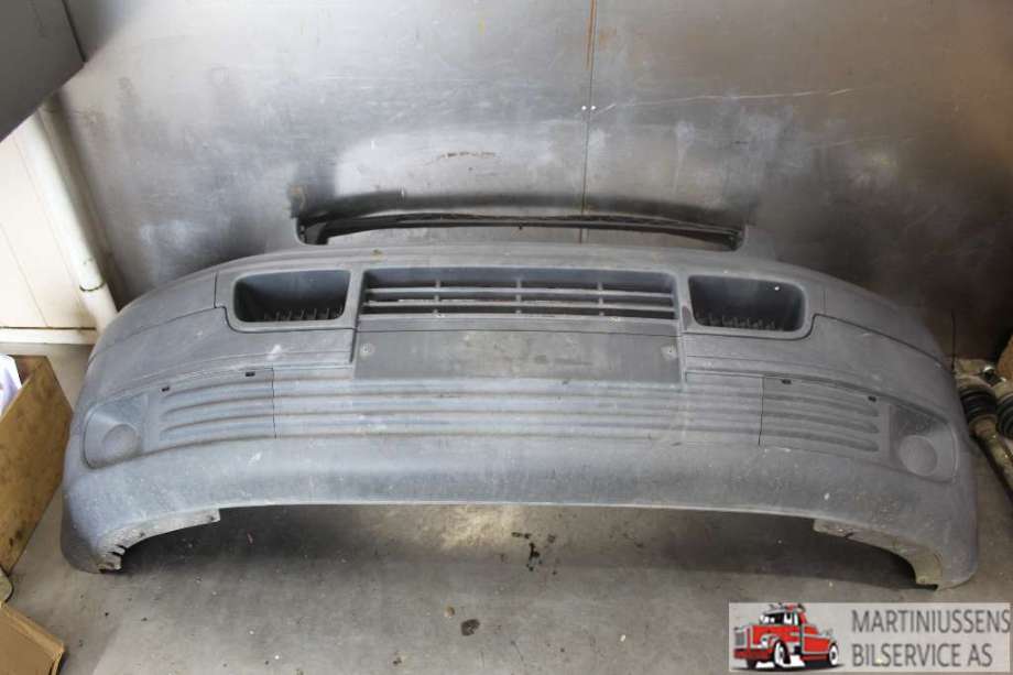 Støtfanger foran til VW Transporter / Caravelle, 2003-2009 (Fase 1) (T5) (T5) (VOLKSWAGEN|)