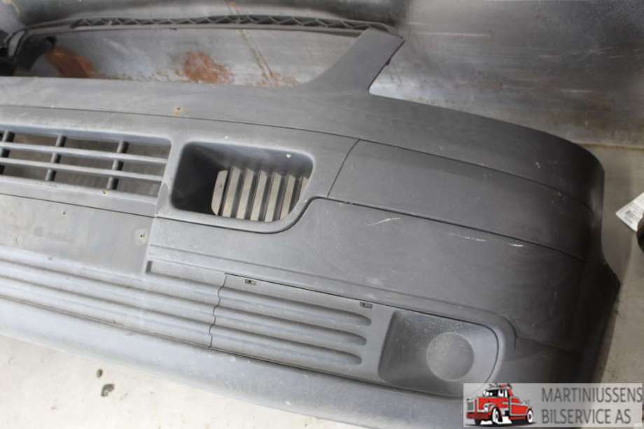 Støtfanger foran til VW Transporter / Caravelle 2003-2009 (Fase 1) (T5) (T5) (VOLKSWAGEN|)