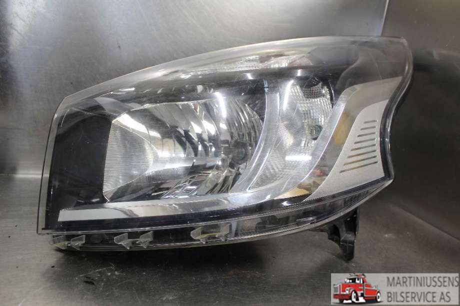 Frontlykt venstre halogen til Fiat Talento, 2016-->>  (FIAT|)