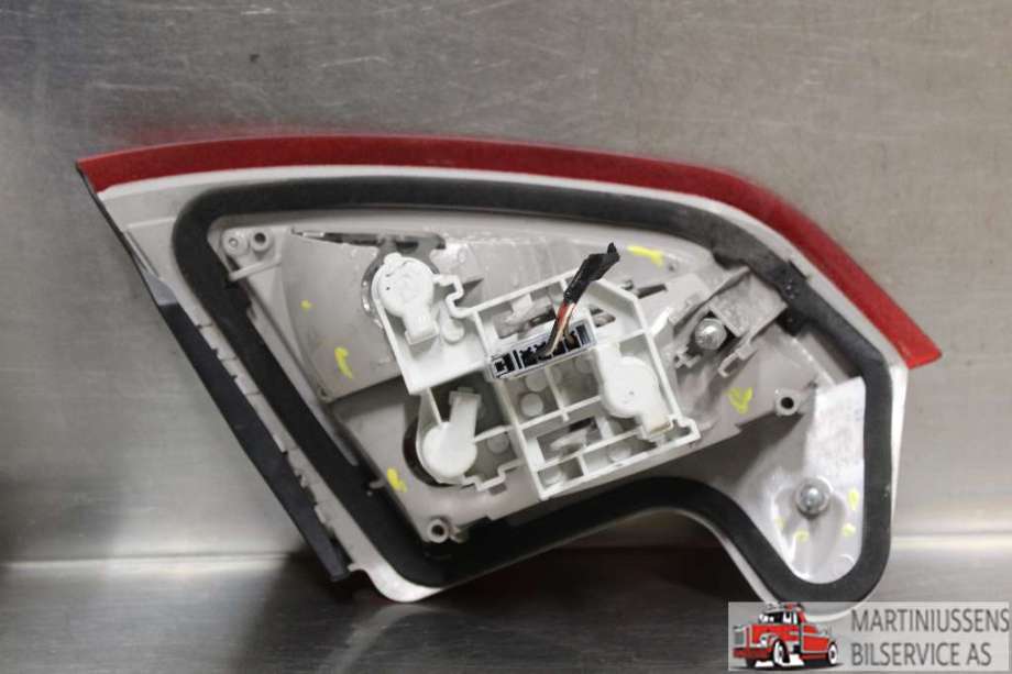 Baklykt høyre indre til Ford Mondeo 2007-2010 (Type IV, Fase 1)  (FORD||7S71-13A602-A)