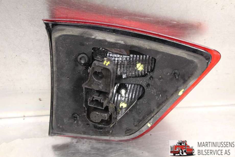 Baklykt høyre indre til Ford C-Max 2010-2015 (Type II, Fase 1)  (FORD||89502668)