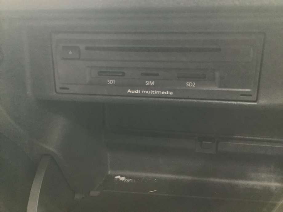Bilstereo til Audi Q2, 2016-->>  (AUDI|)