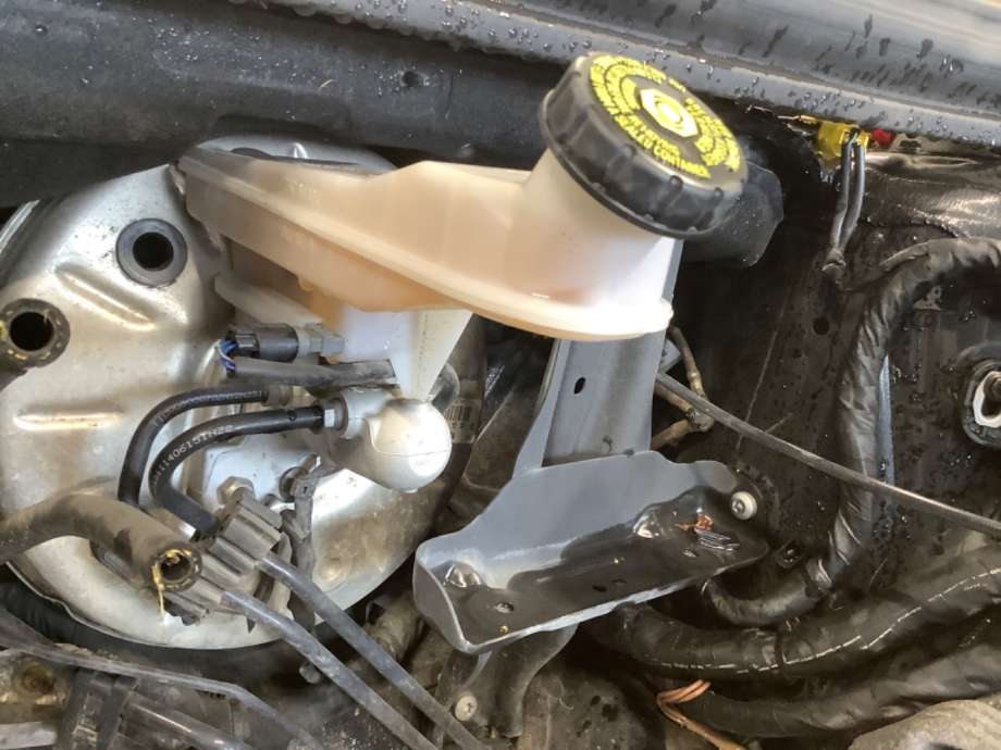 Bremsepumpe hoved til Mercedes CLA, 2013-2019 (C117) (C117) (MERCEDES|)