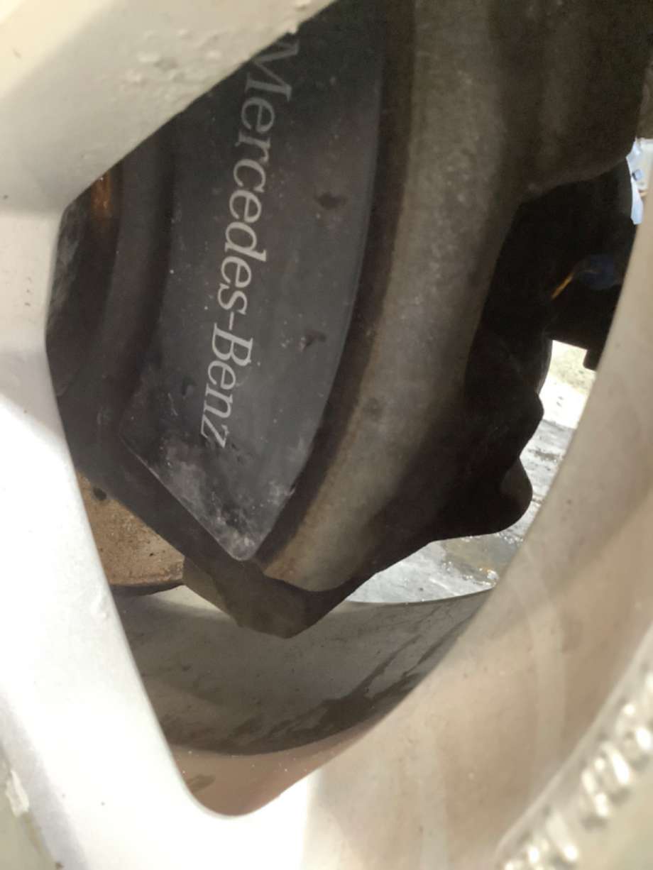 Bremsecaliper høyre foran til Mercedes CLA, 2013-2019 (C117) (C117) (MERCEDES|)