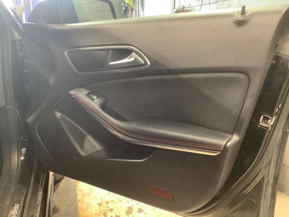 Dørtrekk høyre til Mercedes CLA, 2013-2019 (C117) (C117) (MERCEDES|)