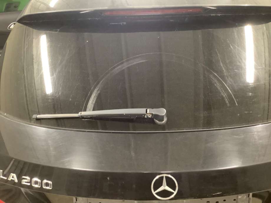 Viskermotor bakrute til Mercedes CLA, 2013-2019 (C117) (C117) (MERCEDES|)