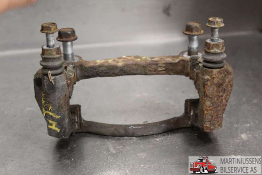 Bremsecaliper brakett til Toyota Yaris 2014-2020 (Type III, Fase 2)  (TOYOTA|)