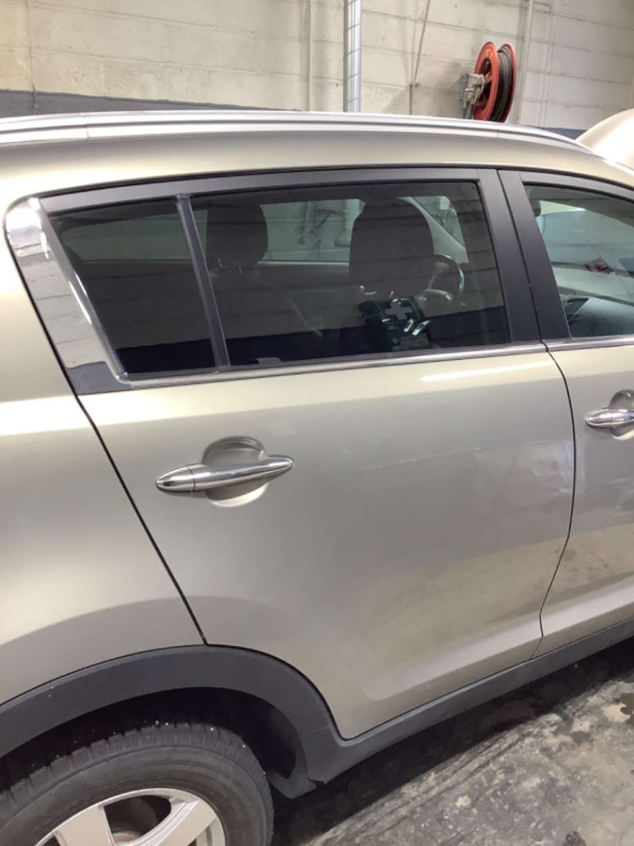 Dør høyre bak til Kia Sportage, 2010-2016 (Type III)  (KIA|)