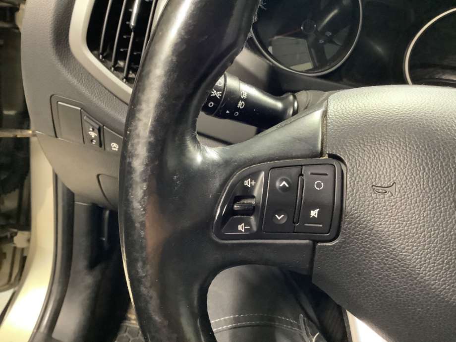 Bryter diverse til Kia Sportage, 2010-2016 (Type III)  (KIA|)