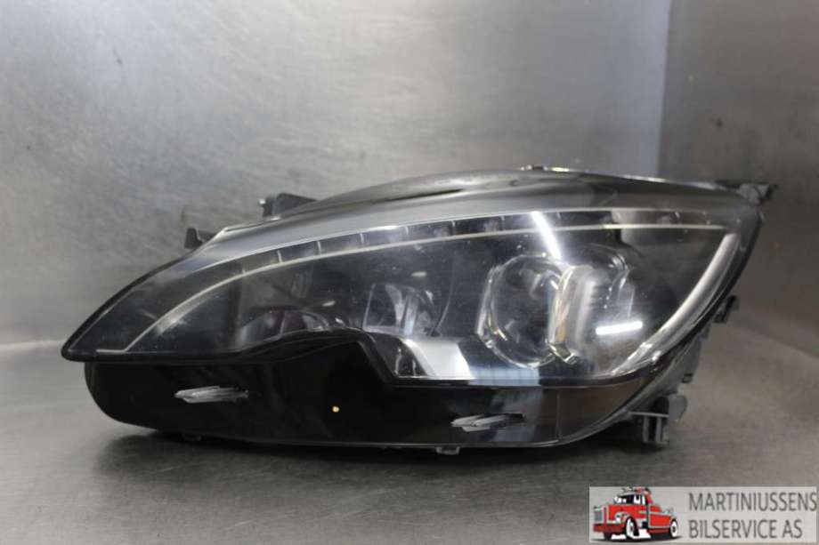 Frontlykt venstre halogen til Peugeot 308, 2013-2021 (Type II)  (PEUGEOT|)