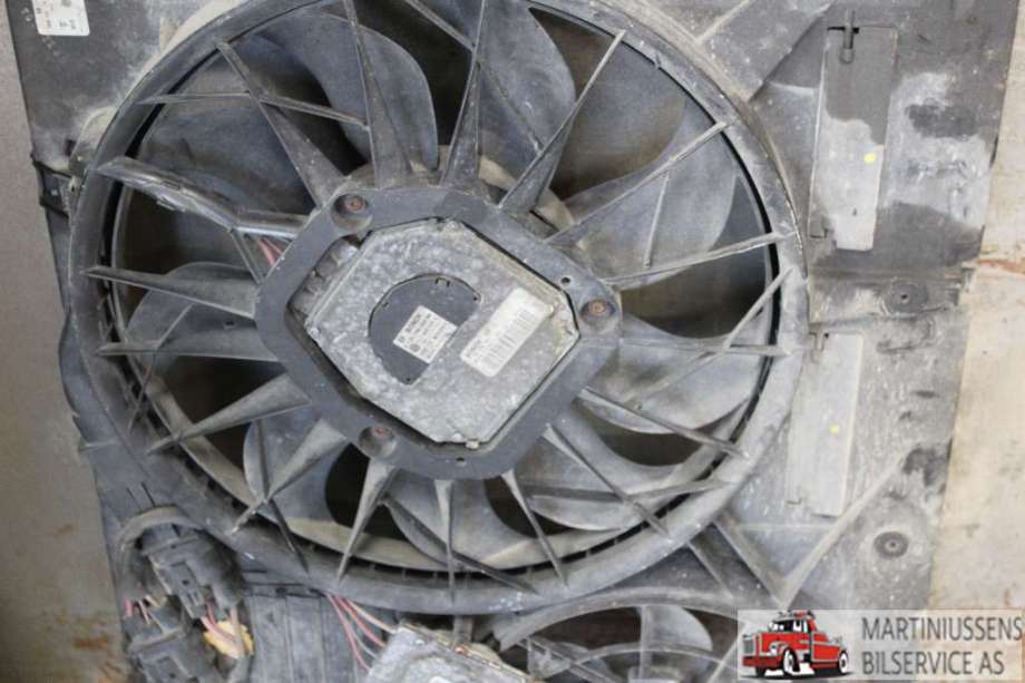 Kjølevifte til Audi Q7 2006-2010 (Type I, Fase 1)  (AUDI||7L0 121 207 E)