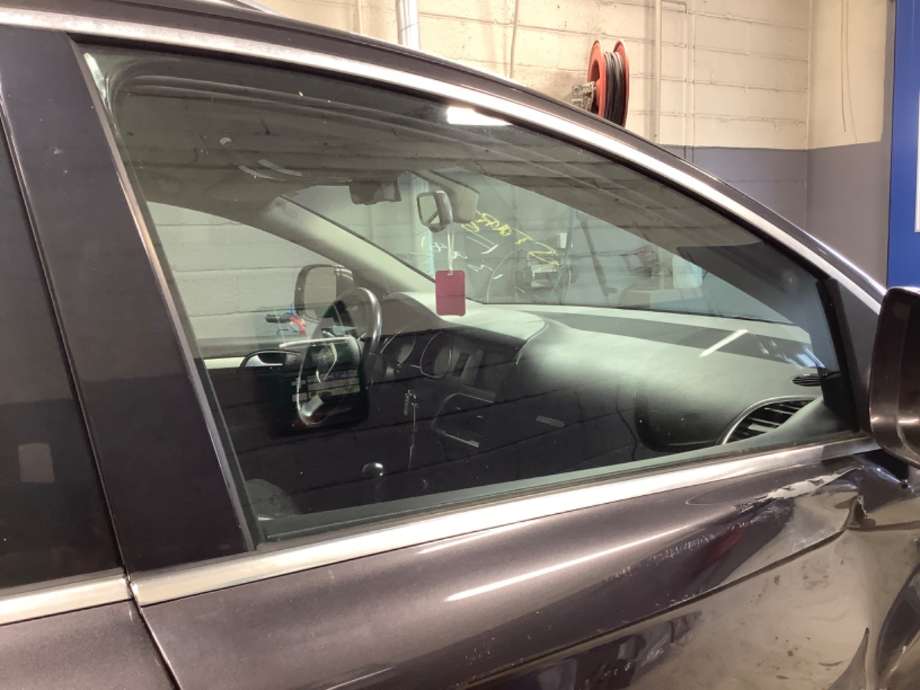 Siderute høyre foran til Audi Q7, 2006-2010 (Type I, Fase 1)  (AUDI|)