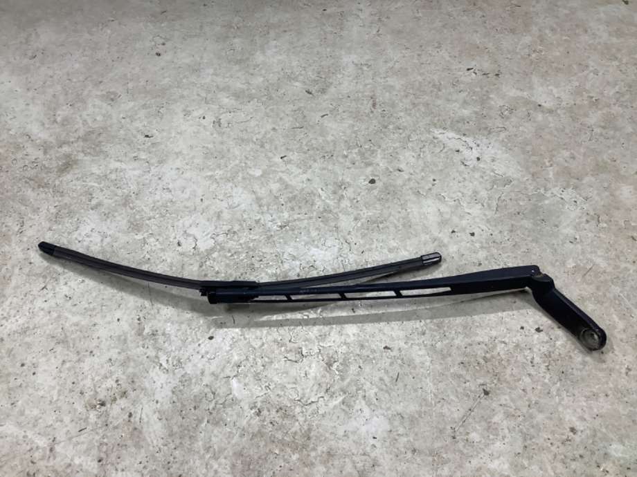 Viskerarmer frontrute til Audi Q7, 2006-2010 (Type I, Fase 1)  (AUDI|)