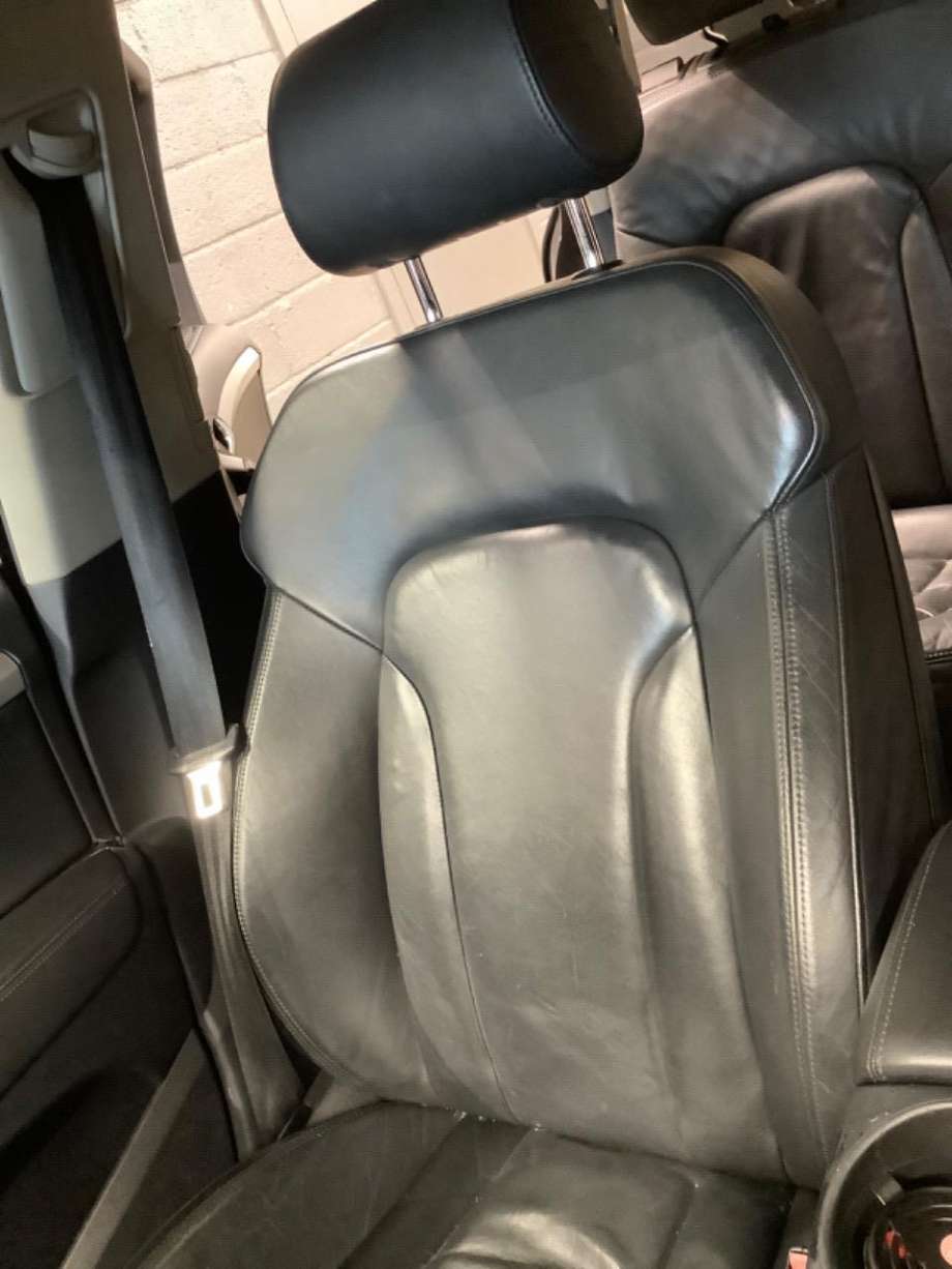 Sete foran høyre til Audi Q7 2006-2010 (Type I, Fase 1)  (AUDI|)