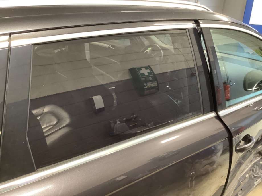 Siderute høyre bak til Audi Q7, 2006-2010 (Type I, Fase 1)  (AUDI|)
