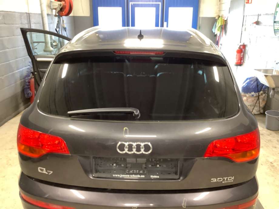 Bakluke til Audi Q7, 2006-2010 (Type I, Fase 1)  (AUDI|)
