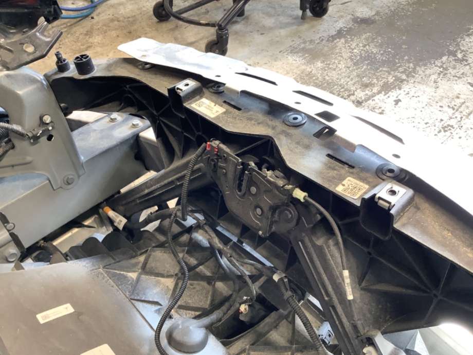 Panserlås til Tesla Model Y 2021-2024 (Type I)  (TESLA|)