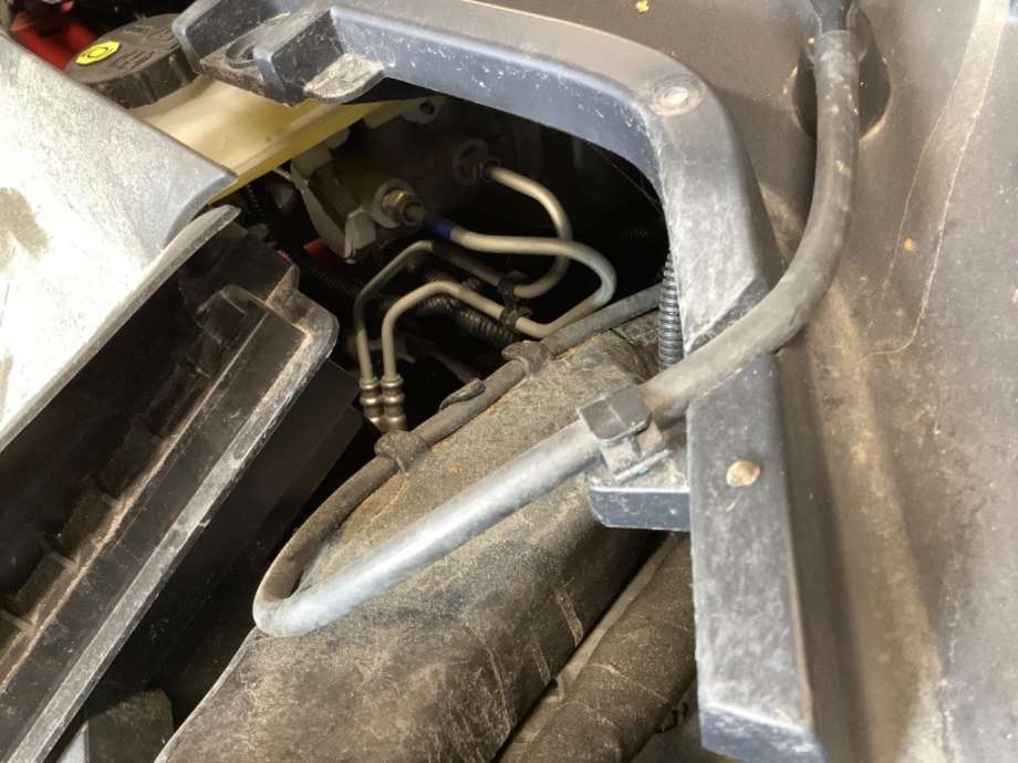 Bremsepumpe hoved til Tesla Model Y, 2021-2024 (Type I)  (TESLA|)