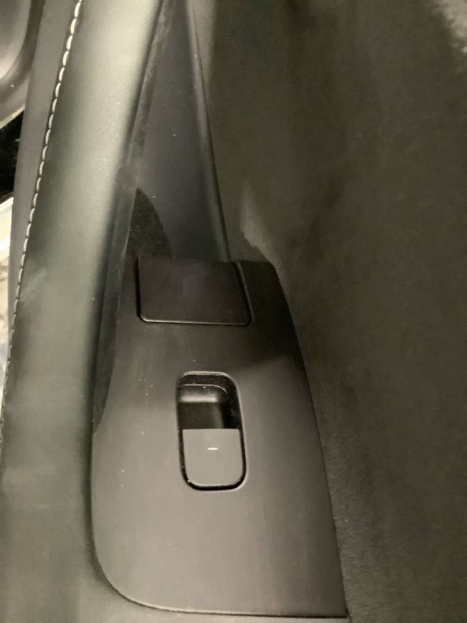 Bryter ruteheis til Tesla Model Y, 2021-2024 (Type I)  (TESLA|)