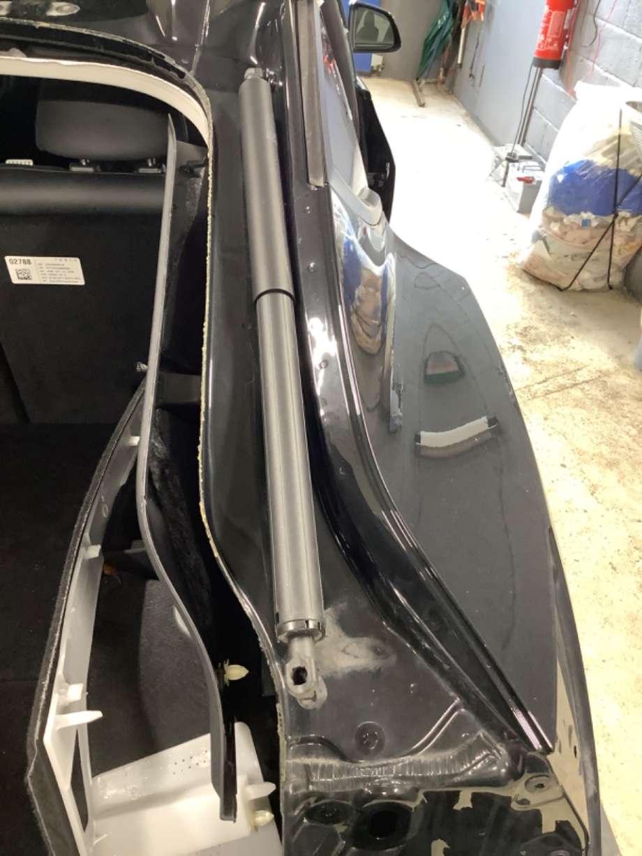 Baklukedemper til Tesla Model Y 2021-2024 (Type I)  (TESLA|)