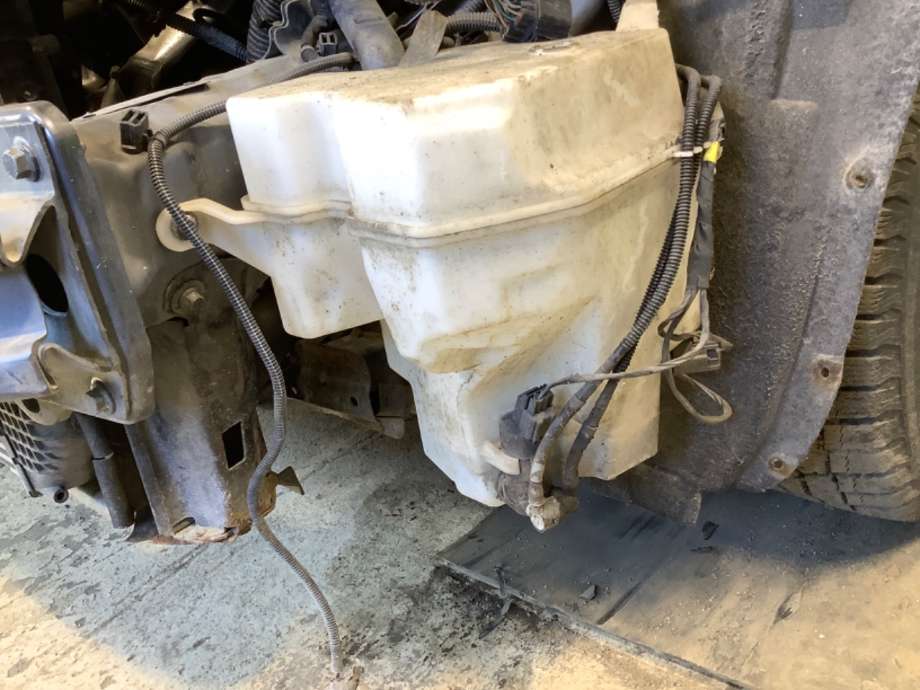 Spylertank til Nissan Qashqai 2007-2010 (Type I, Fase 1)  (NISSAN||28910 JD900)